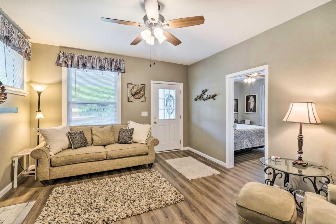 Remodeled Downtown Hot Springs Home With Porch 외부 사진