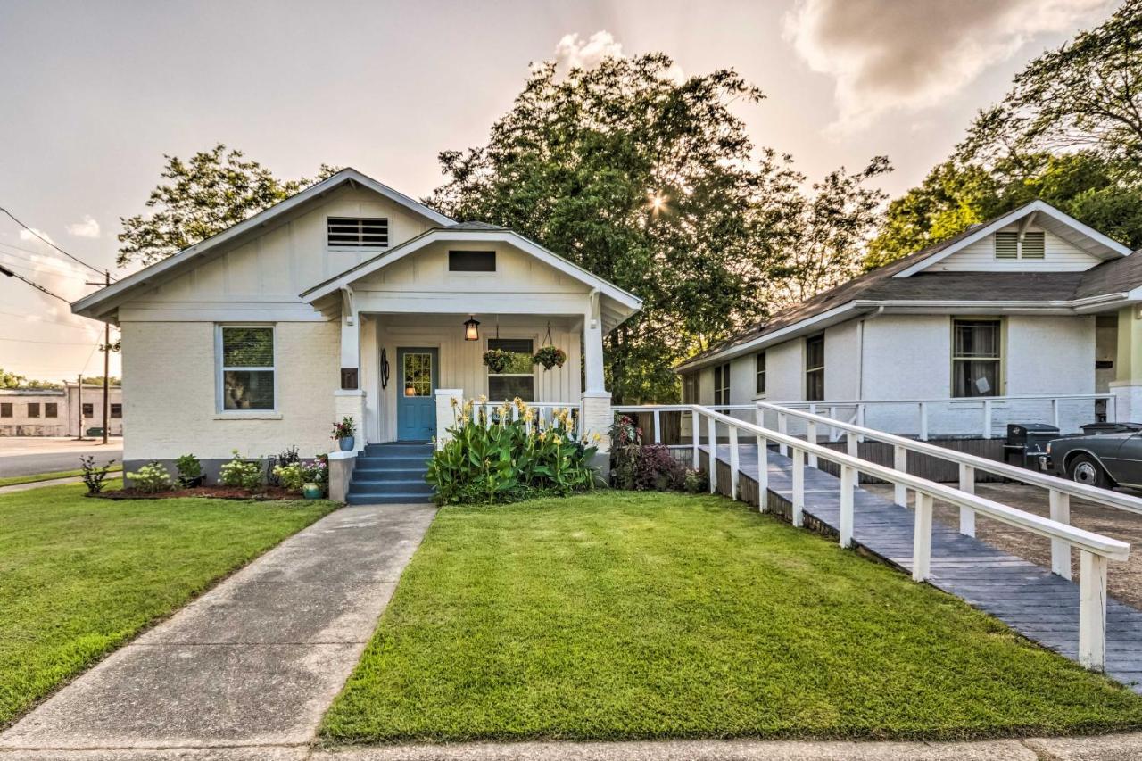 Remodeled Downtown Hot Springs Home With Porch 외부 사진