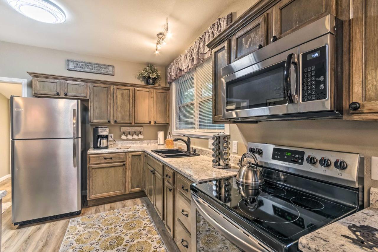Remodeled Downtown Hot Springs Home With Porch 외부 사진